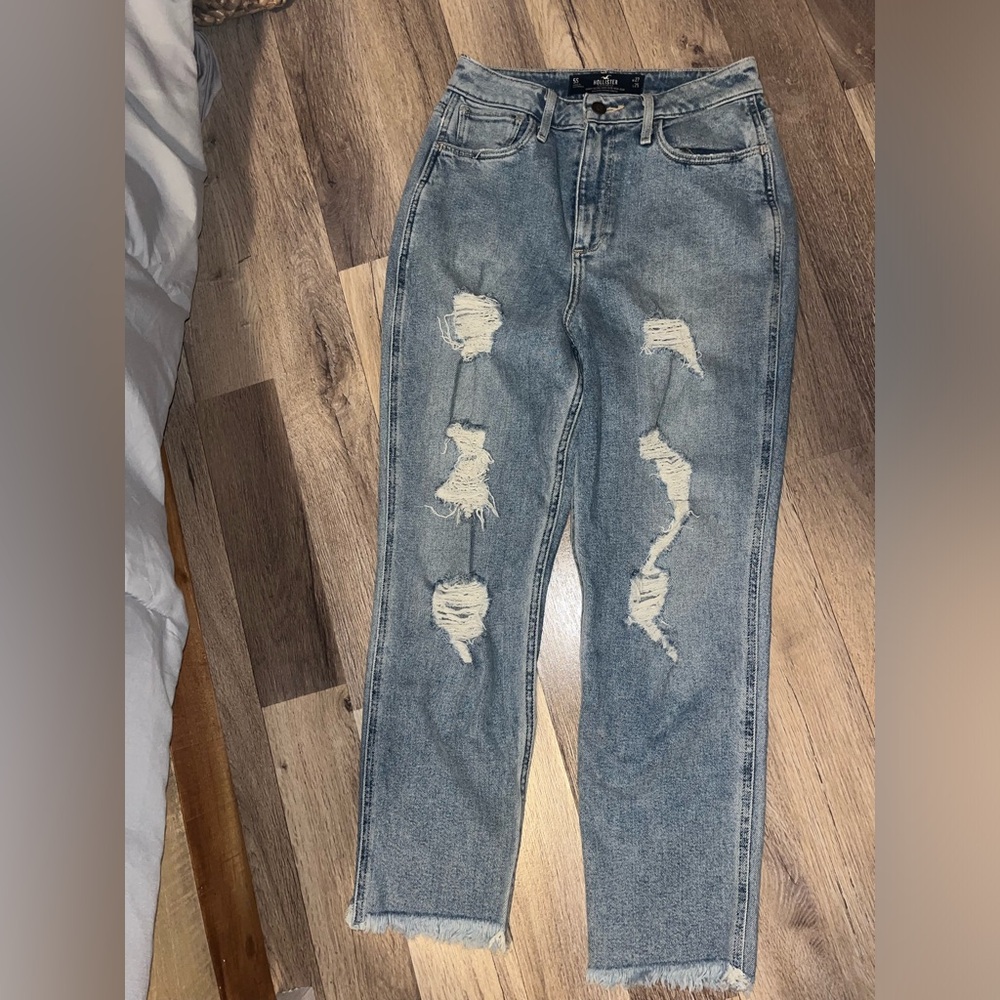 HOLLISTER jeans!!🤍💙